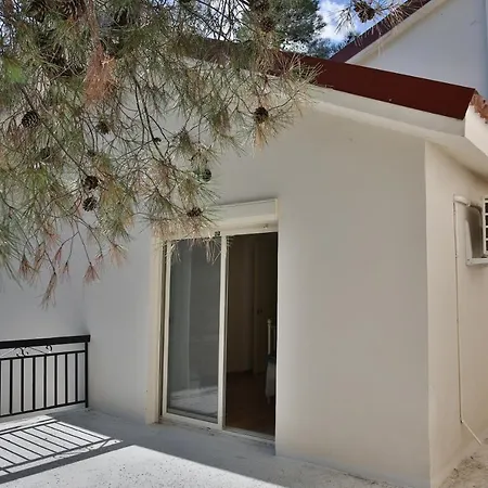 Nestor Hillside House By Trulycyprus * Moniatis